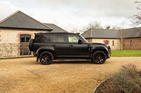 Land Rover Defender 3.0 D250 MHEV HSE Auto 4WD Euro 6 (s/s) 5dr 4