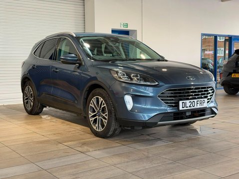 Ford Kuga 2.5 EcoBoost Duratec 14.4kWh Titanium First Edition CVT Euro 6 (s/s) 5dr 1