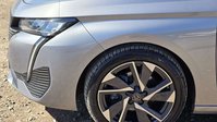 Peugeot 308 1.2 PureTech Allure Premium Hatchback 5dr Petrol EAT Euro 6 (s/s) (130 ps) 28