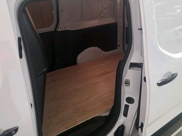 Fiat Doblo DOBLO MAXI L2 DIESEL 1.5 Blue hdi 1000kg Van 11