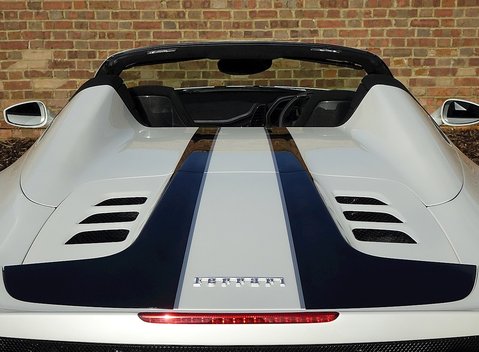 Ferrari 458 Speciale Aperta 7