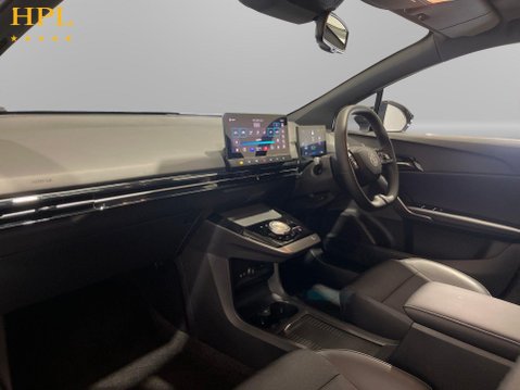 MG MG4 64kWh Trophy Long Range Hatchback 5dr Electric Auto (203 ps) 15