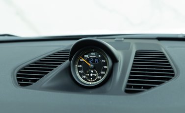 Porsche 911 GT3 (991.2) 17