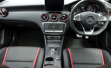 Mercedes-Benz A Class AMG 17