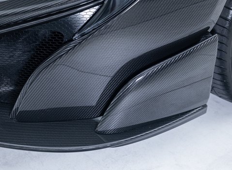 McLaren 675LT Spider MSO Carbon Series 31