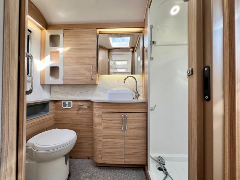 Bailey Unicorn Madrid  22