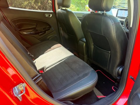 Ford Ecosport ST-LINE 7
