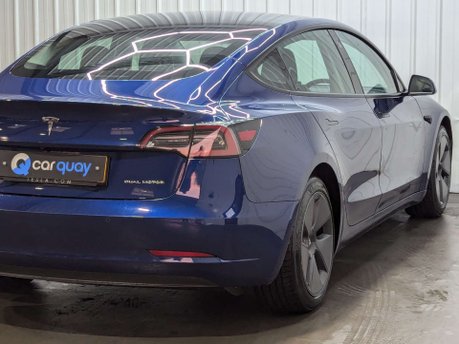 Tesla Model 3 Model 3 Long Range AWD 4WD 4dr 34