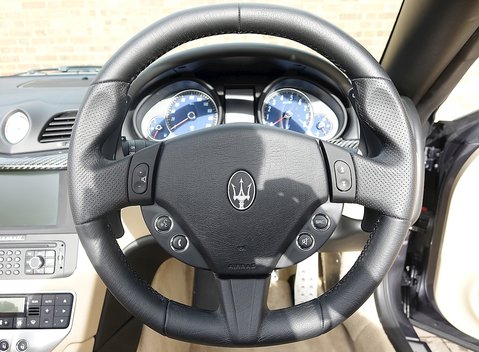 Maserati Grancabrio Sport 8