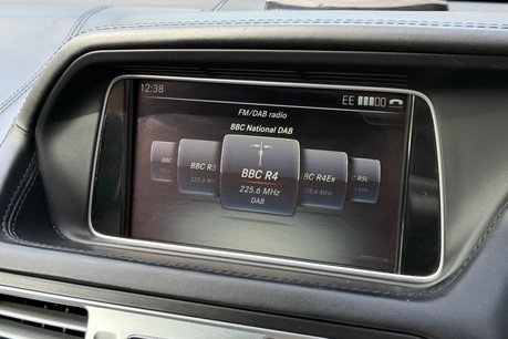 Mercedes-Benz E Class E350 BLUETEC AMG LINE PREMIUM 44