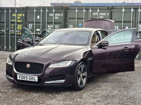 Jaguar XF 2.0d Portfolio Saloon 4dr Diesel Auto Euro 6 (s/s) (180 ps) 8