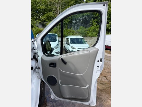 Vauxhall Vivaro 2.0 2900 CDTi Panel Van 4dr Diesel Manual FWD L3 (195 g/km, 113 bhp) 28