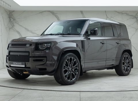 Land Rover Defender 110 OCTA 1