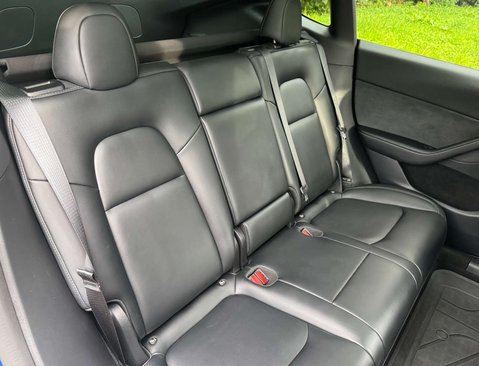 Tesla Model Y ModeL Y Long Range AWD 4WD 5dr 42