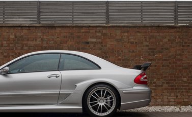 Mercedes-Benz CLK DTM AMG 32
