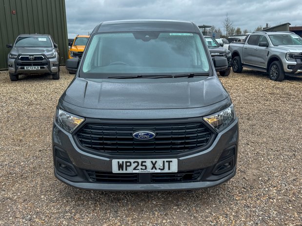 Ford Transit Connect AUTO LWB L2H1 Low Roof Trend 250 Air Con Nav PHEV EURO 6 3