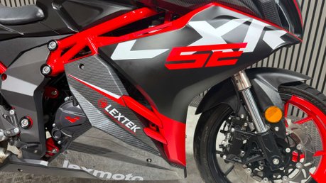 Lexmoto LXR SE 2025 ONLY 2K 1 OWNER 125CC SPORTS BIKE 39