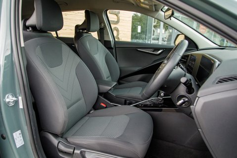 Kia Niro 2 31