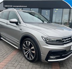 Volkswagen Tiguan R-LINE TECH 2.0 TDI 4MOTION DSG AUTO 4