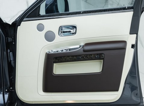 Rolls-Royce Ghost V12 37