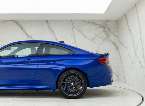 BMW M4 CS 28
