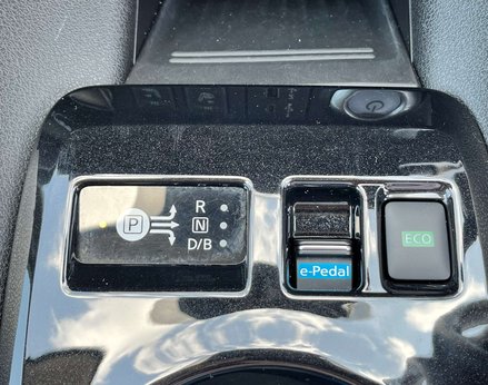Nissan LEAF Leaf Tekna Electric 110Kw 39kWh (AUTOMATIC) 5dr 47