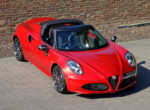 Alfa Romeo 4C Spider 6