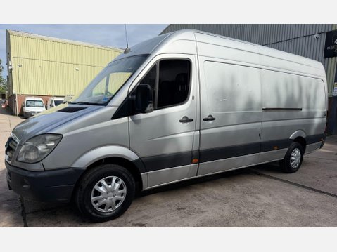Mercedes-Benz Sprinter 2.1 310 CDi Panel Van 4dr Diesel Manual RWD L3 H3 (240 g/km, 95 bhp) 15
