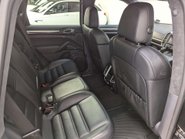 Porsche Cayenne 4.8 Cayenne V8 T Tiptronic S 4WD 5dr 54