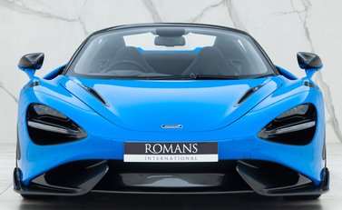 McLaren 765LT Spider 9