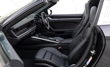 Porsche 911 (992) Targa 4 15