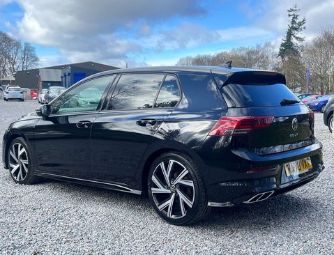 Volkswagen Golf 2.0 Golf R-Line TDI Semi-Auto 5dr 9