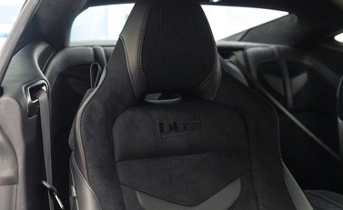 Aston Martin DBS Superleggera 12