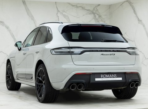 Porsche Macan GTS 3