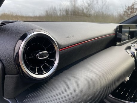 Mercedes-Benz A Class A200 D AMG Line Diesel Auto REVERSE CAM/SAT NAV/DIGITAL DASH 14