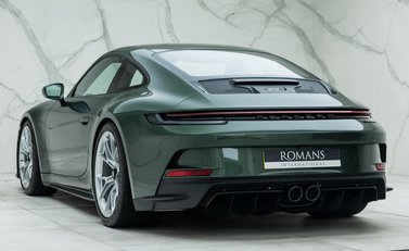 Porsche 911 GT3 TOURING (992) 10