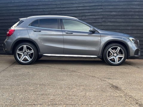 Mercedes-Benz GLA 2.1 GLA 220 AMG Line D 4Matic Auto 4WD 5dr 33
