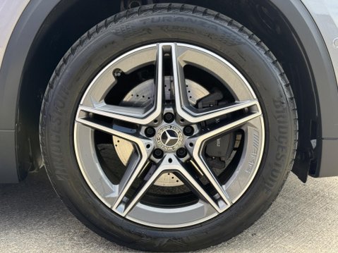 Mercedes-Benz GLA 2.0 GLA220d AMG Line (Premium Plus) SUV 5dr Diesel 8G-DCT 4MATIC Euro 6 (s/ 15