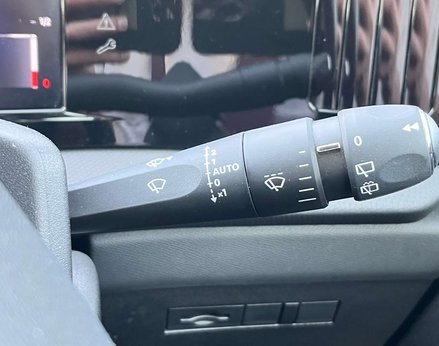 Vauxhall Astra 1.2 Astra Ultimate Turbo Auto 5dr 57