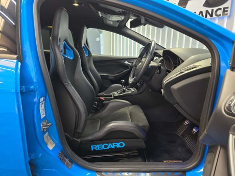 Ford Focus 2.3T EcoBoost RS Hatchback 5dr Petrol Manual AWD Euro 6 (s/s) (350 ps) 37