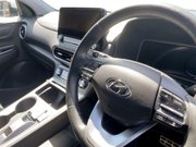 Hyundai KONA 64kWh Premium SUV 5dr Electric Auto (10.5kW Charger) (204 ps) Air Con - All 18