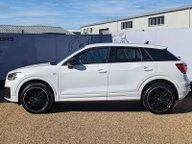 Audi Q2 TDI BLACK EDITION 4