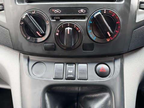 Nissan NV200 1.5 dCi Acenta SWB Euro 5 6dr 38