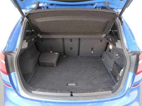 BMW 2 Series 1.5 225xe 7.6kWh M Sport Auto 4WD Euro 6 (s/s) 5dr 28