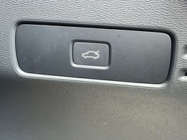 Volvo XC40 2.0 XC40 + B4 MHEV Auto 5dr 51