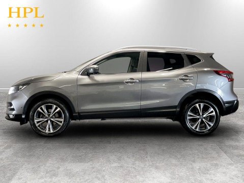 Nissan Qashqai 1.5 dCi N-Connecta SUV 5dr Diesel Manual Euro 6 (s/s) (115 ps) 4