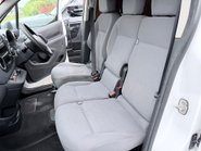 Peugeot Partner FULLY ELECTRIC - SE L1 AUTOMATIC 12