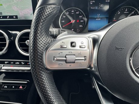 Mercedes-Benz GLC GLC 220D 4Matic AMG Line Auto Diesel SAT NAV/PARKTRONIC/SIDE STEPS 19