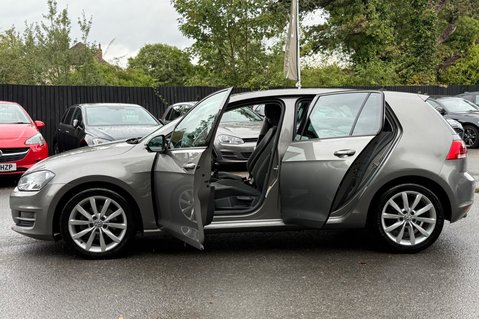Volkswagen Golf GT TDI BMT - £20 ROAD TAX - 2 OWNERS - 11 SERVICES -SAT NAV 20
