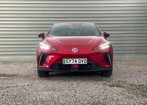 MG MG4 EV 64kWh TROPHY 6